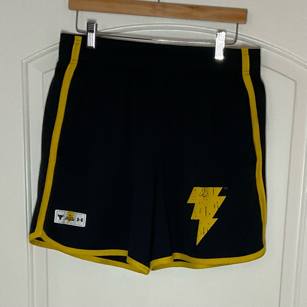 Under Armour Project Rock Men’s Large Trainning Shorts